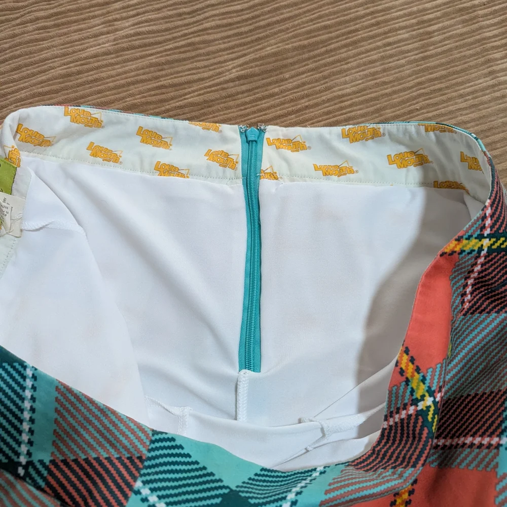 Loudmouth Ladies Skort with Orange Accents - Picture 6 of 6